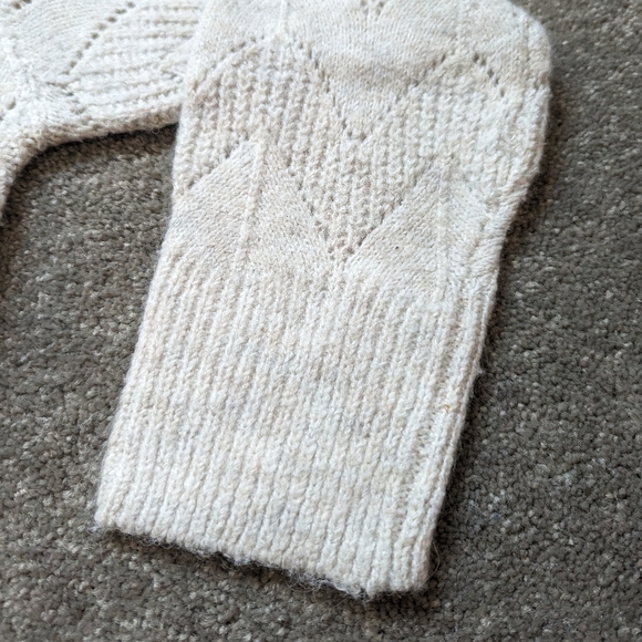 Ricki's hollow details oversized wool blend cream pullover sweater women's Small - Picture 4 of 9